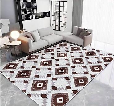 glodala: Tepih 160×200 
Moderan i praktičan. 
Cena: 4700 din — 8