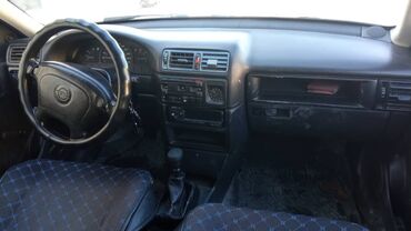 Opel: Opel Vectra: 1993 г., 1.8 л, Механика, Бензин