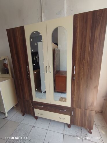 lalafo paltar skaflari: Гардеробный шкаф, Новый, 4 двери, Распашной, Прямой шкаф, Азербайджан
