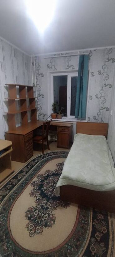 односпальная гарнитуры: Спальный гарнитур, Односпальная кровать, Двуспальная кровать, Шкаф