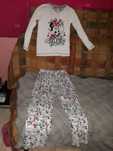 Minnie mouse zenska pidzama L velicine. Nova