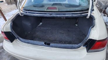 Mazda: Mazda Cronos: 1994 г., 2 л, Механика, Бензин, Седан — 8