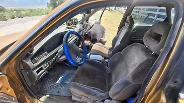 mazda 2000: Mazda 626: 1988 г., 0.2 л, Механика, Бензин, Хэтчбэк — 5