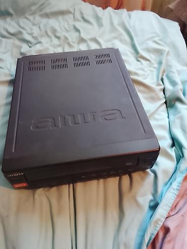 видеомагнитофон кассетный: Видеомагнитофон Aiwa VHS (модель из серии X/Х100) - Формат: VHS — 1