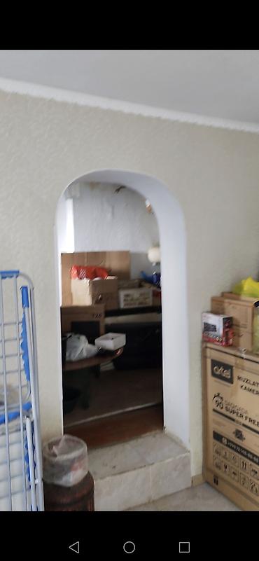 продаю гараж в токмоке: 5 комнат, 6 м², 6 соток, Каракол, Собственник — 5