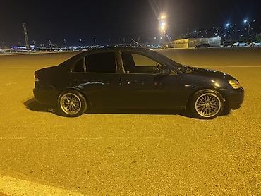 sonata 2003: Honda Civic: 1.6 l | 2003 il Sedan — 4
