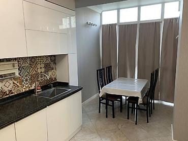 Продажа квартир: 2 комнаты, 76 м², 4 этаж — 6