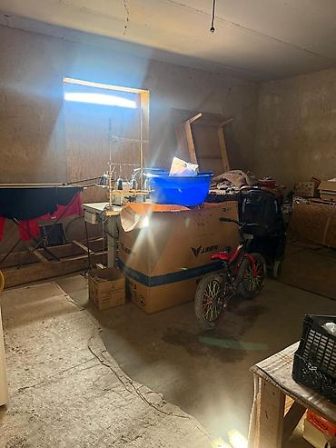 Продажа времянки: 🏠 Продается срочно времянка !!! 📍 Район : Ак-Ордо 3 📐 Площадь : 4 — 10