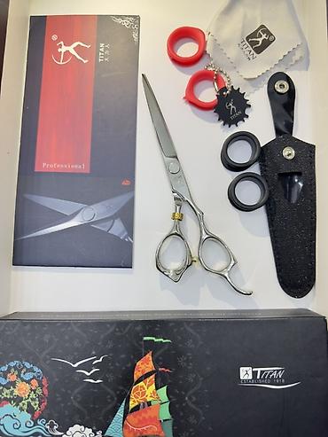 Digər alət dəstləri: Titan Professional bərbər qayçı dəsti Məhsulun tərkibi: - 1 ədəd düz — 14
