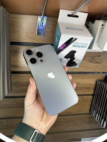 Apple iPhone: IPhone Xr, Б/у, 128 ГБ, Natural Titanium, Защитное стекло, Чехол, 85 %