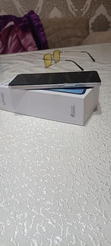 Vivo: Vivo Y19, 128 GB, Face ID — 6