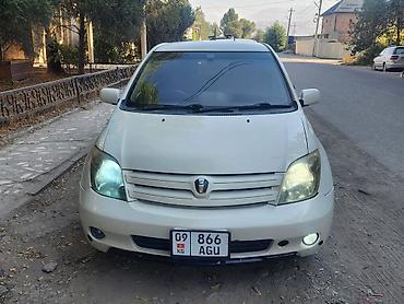 reno talisman: Toyota Ist: 2003 г., 1.5 л, Автомат, Бензин, Хэтчбэк — 4
