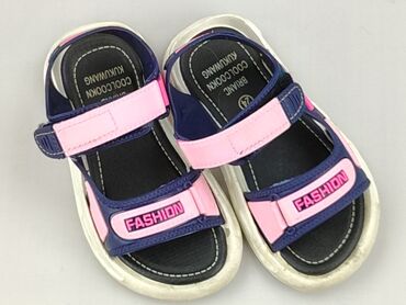 sinsay plus size spodnie: Sandals 24, Used