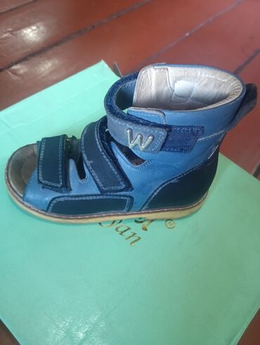 детский обув: Ортопедическая обувь нат.кожа р.25 фирма woopy. Покупала за 3500 в