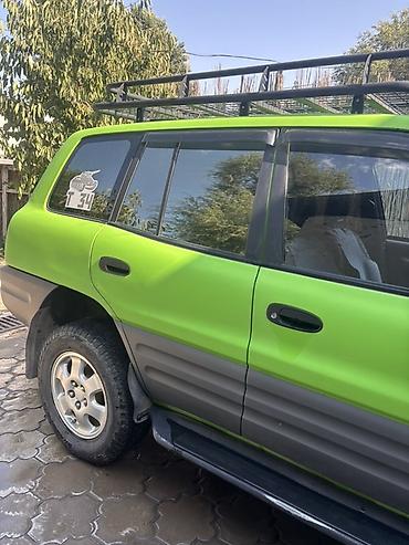 рав 4 1996: Toyota RAV4: 1995 г., 2 л, Автомат, Бензин, Кроссовер — 6