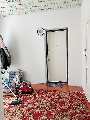 Продажа коттеджей и домов: Продаётся жилой дом с большим двором и капитальным забором по — 5