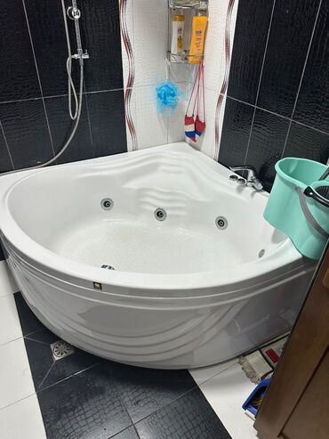 ikinci el hamam esyalari: Caqquzi vanna.Tam işlək vəziyyətdə 140x140