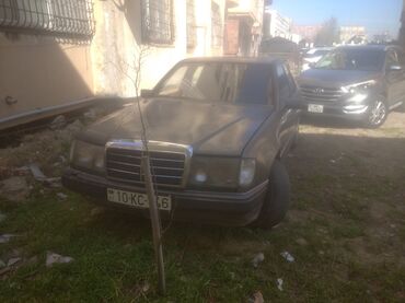 ilkin odenis 2000 azn avtomobil: Mercedes-Benz 260: 2.6 l | 1986 il Sedan