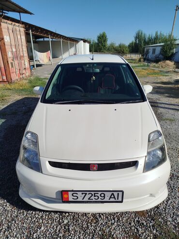 Honda Stream: 2002 г., 2 л, Автомат, Бензин, Вэн/Минивэн