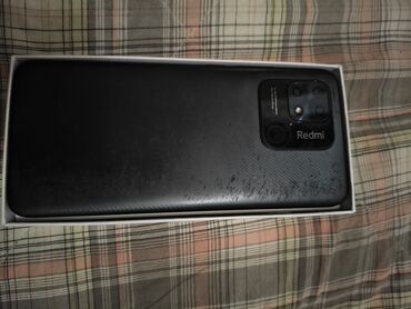 телефон техно камон 30: Смартфон Xiaomi Redmi 10C (указано на коробке). Цвет — черный. В