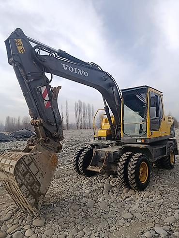 Экскаваторы: Экскаватор, Volvo, 2010 г., Колесный — 1