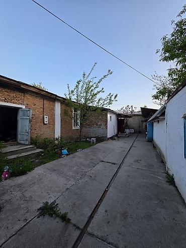 Продажа коттеджей и домов: Срочно!!! Продаётся два больших совмещённых дома из кирпича по цене — 3