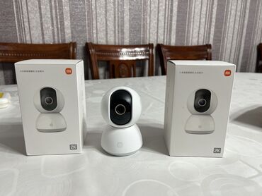 купить камеру видеонаблюдения в бишкеке: Продаю 3 домашние wi-fi камеры, не использованные. Купили для объекта