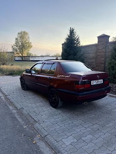 экран на венто: Volkswagen Vento: 1996 г., 1.8 л, Механика, Бензин, Седан — 3