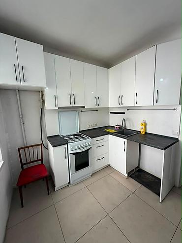 2 комнаты, 46 м², Индивидуалка, 3 этаж, Старый ремонт