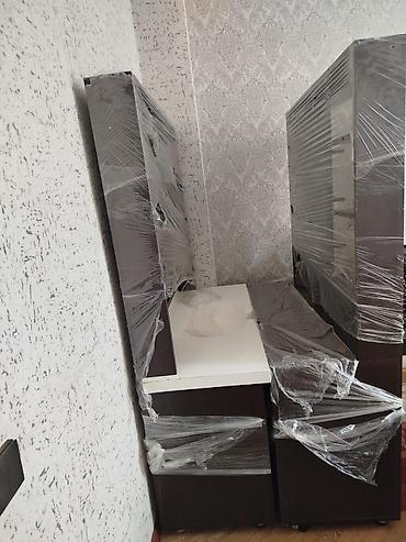 hamam ucun aksessuarlar: Bərbər mebeli güzgülü təcili satılır qiyməti 250 azn 2 si bir yerdə — 1