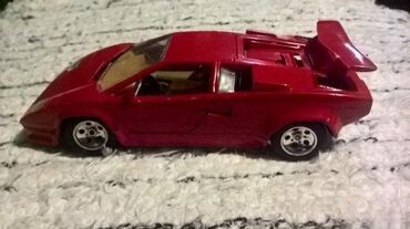 Figurice i makete: Lamborghini Chountach 1988 1 prema 24 Burago — 9