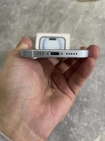 Мобильные телефоны: IPhone 15, Б/у, 256 ГБ, Голубой, Коробка, 82 % — 5