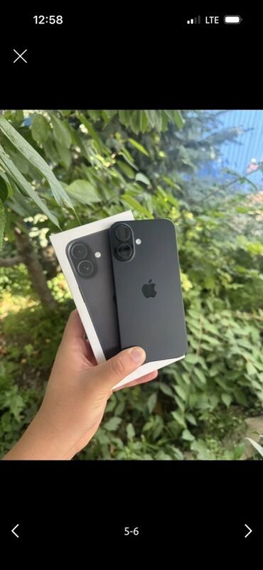 Apple iPhone: IPhone 16, Б/у, 128 ГБ, Черный, Коробка, 93 %