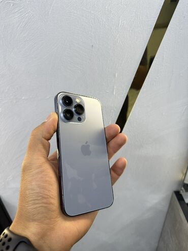 телефон в кридит: IPhone 13 Pro, Б/у, 512 ГБ, Графит, 83 %
