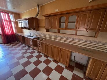 рабочий стол для дома: Metbex mebeli satlir tecili 7 metr usstünde moydadir verilir Qiymeti