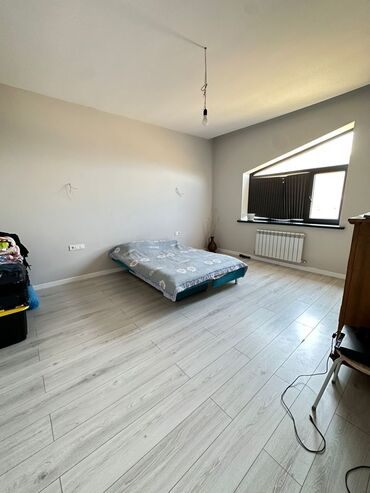 Продажа домов: Дом, 160 м², 5 комнат, Агентство недвижимости, Косметический ремонт — 2