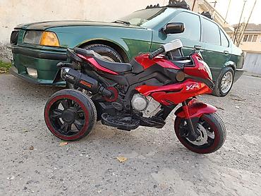 Игрушечный транспорт: Uşaq üçün elektrikli üçtəkərli motosiklet - Rəng: qırmızı-qara - — 4