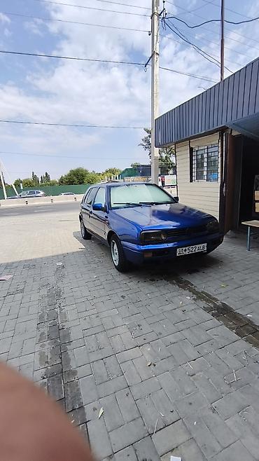 гольы 3: Volkswagen Golf: 1993 г., 1.6 л, Механика, Бензин, Хэтчбэк — 5
