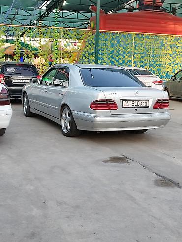 Mercedes-Benz: Mercedes-Benz E-Class: 2001 г., 3.2 л, Автомат, Бензин, Седан — 4