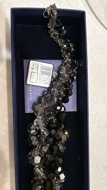 swarovski boyunbagi: Dəstə daxildir: Boyunbağı, Swarovski — 2