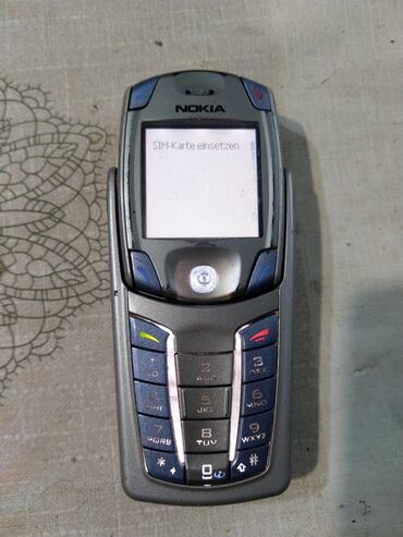 Nokia: Nokia 6820 – jedinstveni preklopno‑klizni telefon sa kompletnom QWERTY — 1