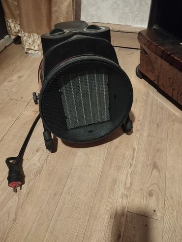 pec radiatoru: 250 manat 051 663 38 59