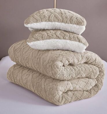 Ćebad i pokrivači: Jorgan + dve jastucnice 4800din — 14