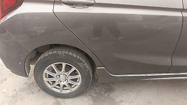 Продажа авто: Honda Fit: 2017 г., 1.5 л, Вариатор, Бензин, Хэтчбэк — 7