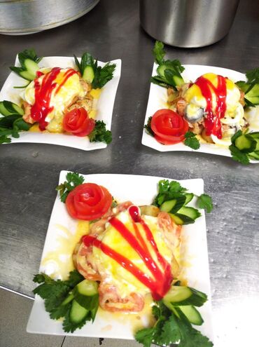 Готовые блюда, кулинария: Салам алейкум мен повар универсал озумо жумуш изделия. Я повар ищу — 17