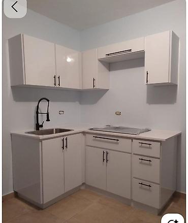 metbex refi: Ağ rəngli L formalı mətbəx mebeli dəsti - Üst modul: 4 şkaf bölməsi — 1