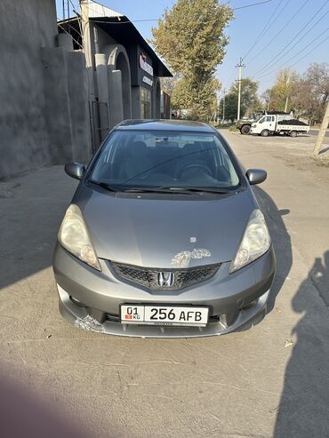 меняю скот на авто: Honda Fit: 2010 г., 1.5 л, Автомат, Бензин, Купе