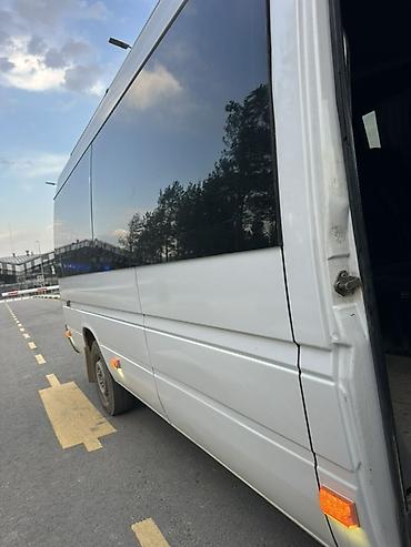 Унаа: Mercedes-Benz Спринтер: 2003 г., 2.2 л, Кол менен иштөөчү, Дизель, Бус — 9