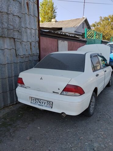лансер машина: Mitsubishi Lancer: 2001 г., Автомат, Бензин, Седан