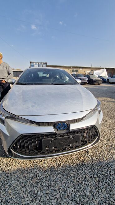 corolla runx: Toyota Corolla: 2022 г., 1.8 л, Гибрид, Седан